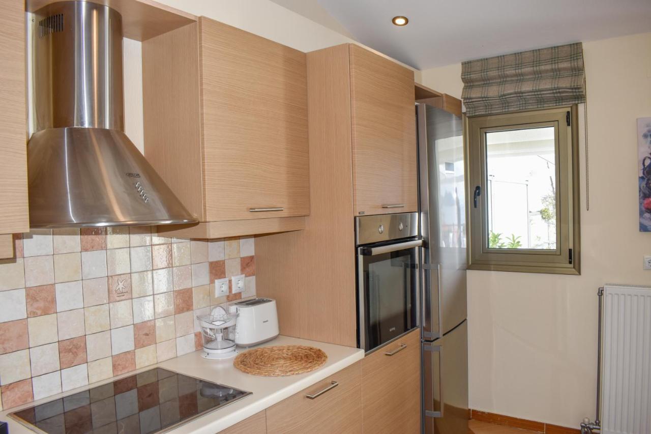Apartamento Zoe'S Flat Megali Ammos Skiathos Exterior foto