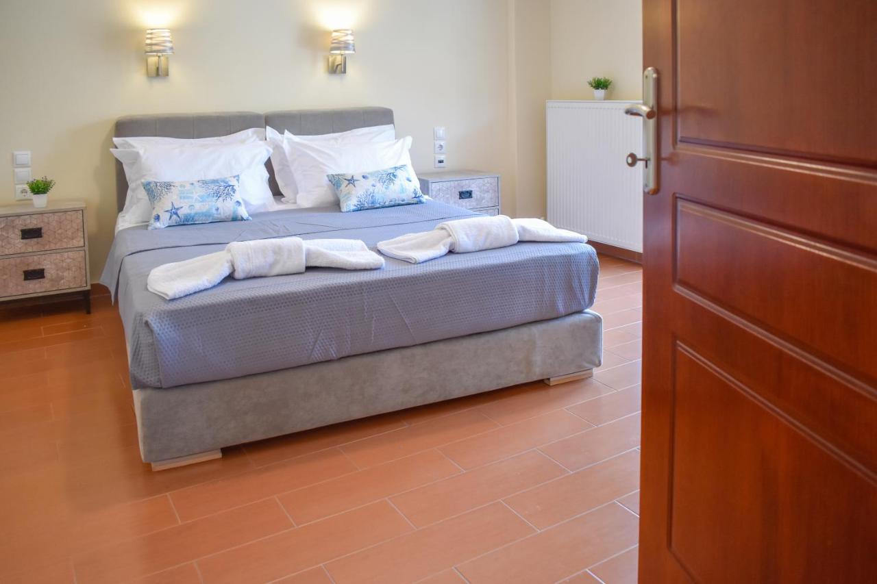 Apartamento Zoe'S Flat Megali Ammos Skiathos Exterior foto