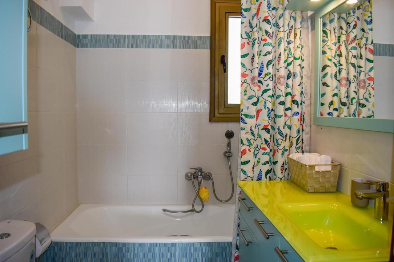 Apartamento Zoe'S Flat Megali Ammos Skiathos Exterior foto