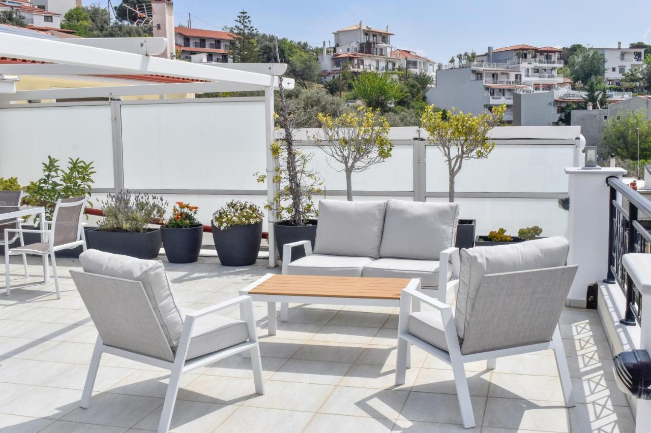 Apartamento Zoe'S Flat Megali Ammos Skiathos Exterior foto