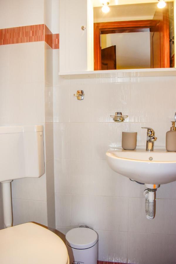 Apartamento Zoe'S Flat Megali Ammos Skiathos Exterior foto
