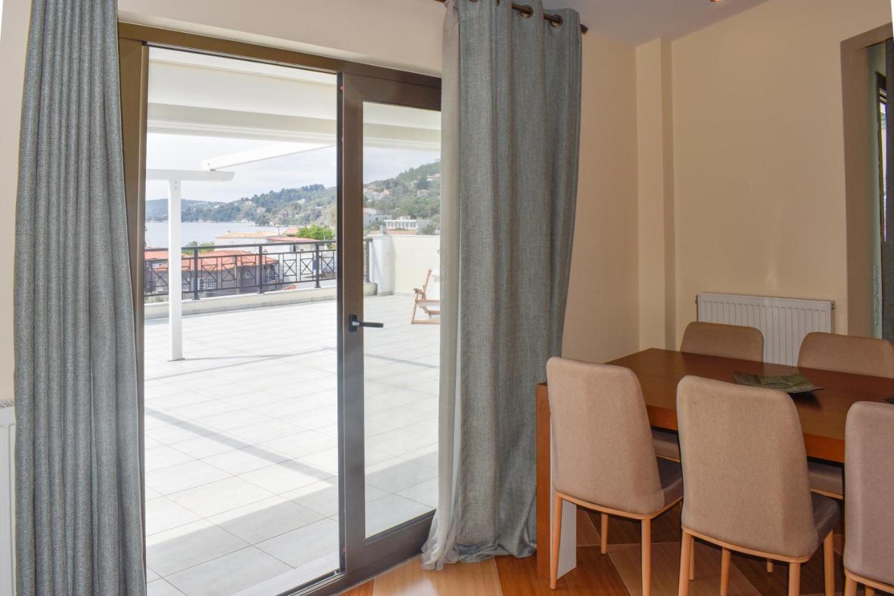Apartamento Zoe'S Flat Megali Ammos Skiathos Exterior foto