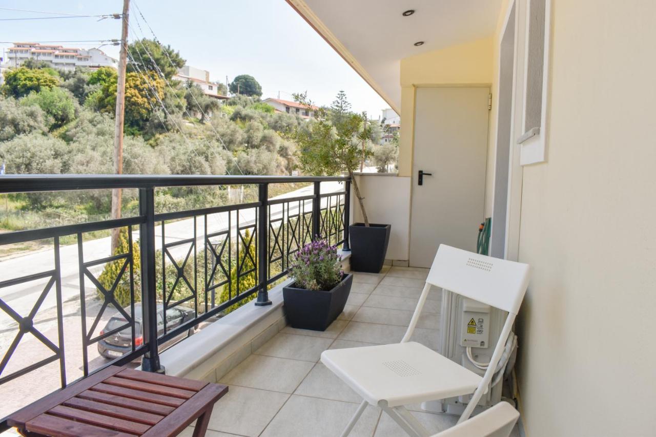 Apartamento Zoe'S Flat Megali Ammos Skiathos Exterior foto